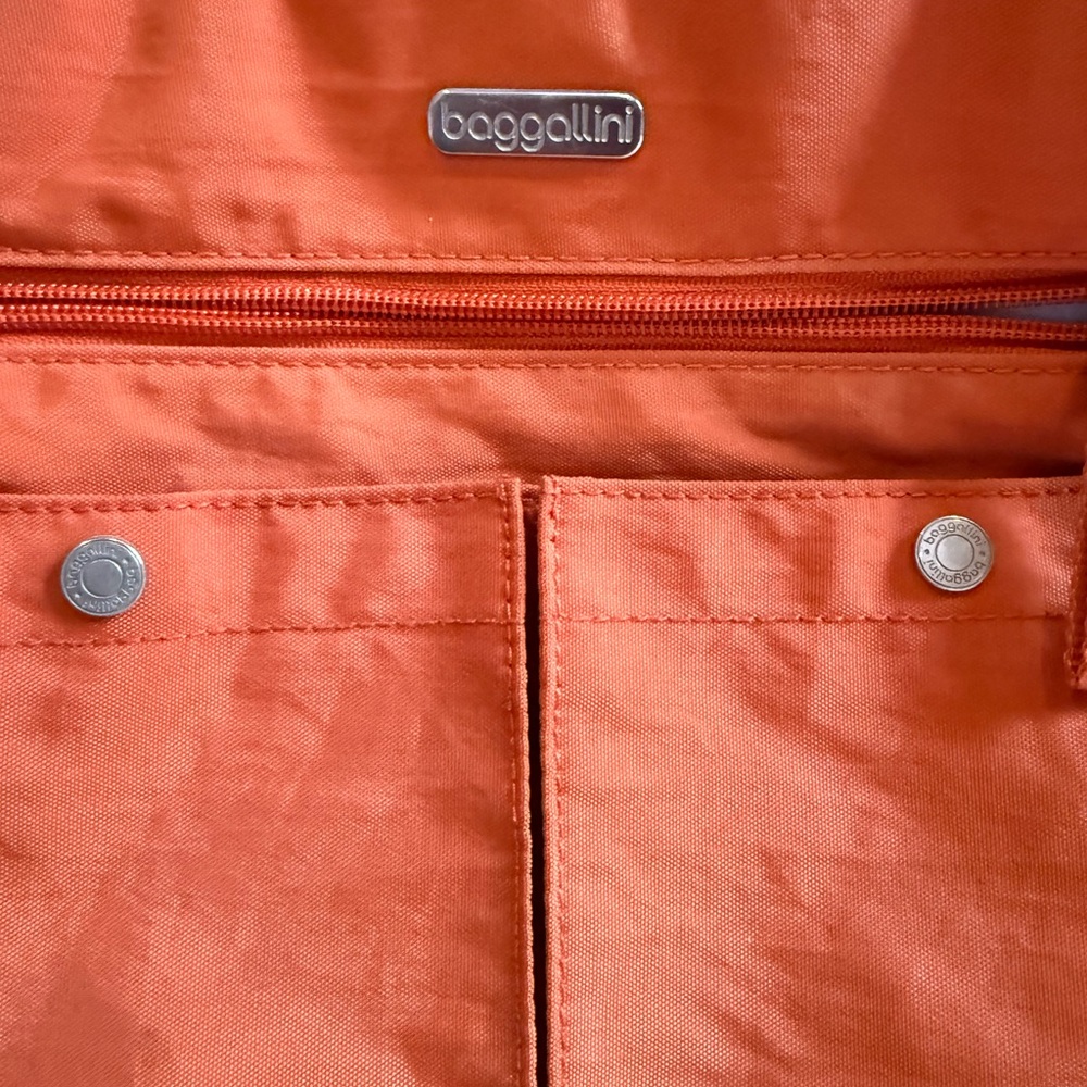 Baggallini Vibrant Orange Everyday Crossbody Bag - Picture 5 of 16